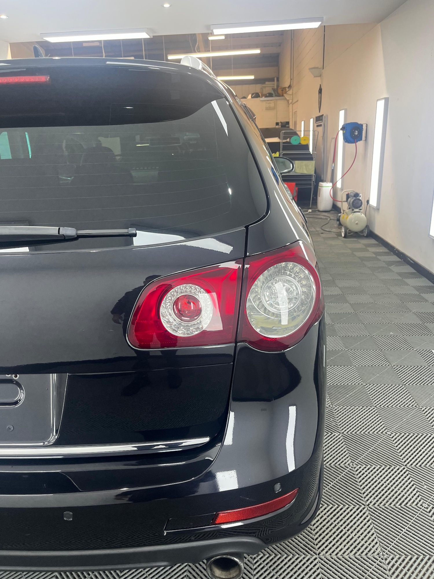 Used Volkswagen Passat 2009 for sale - 77523080: Photo 26