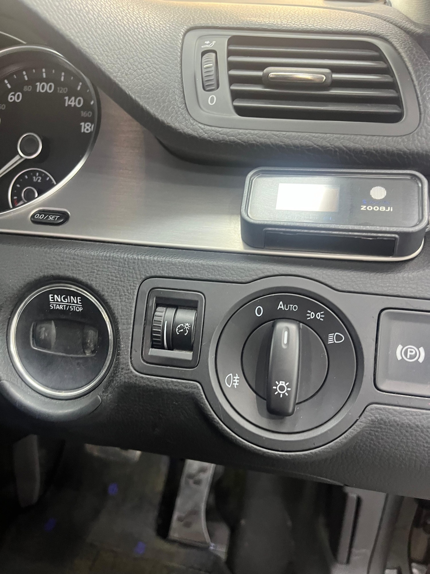 Used Volkswagen Passat 2009 for sale - 77523080: Photo 30