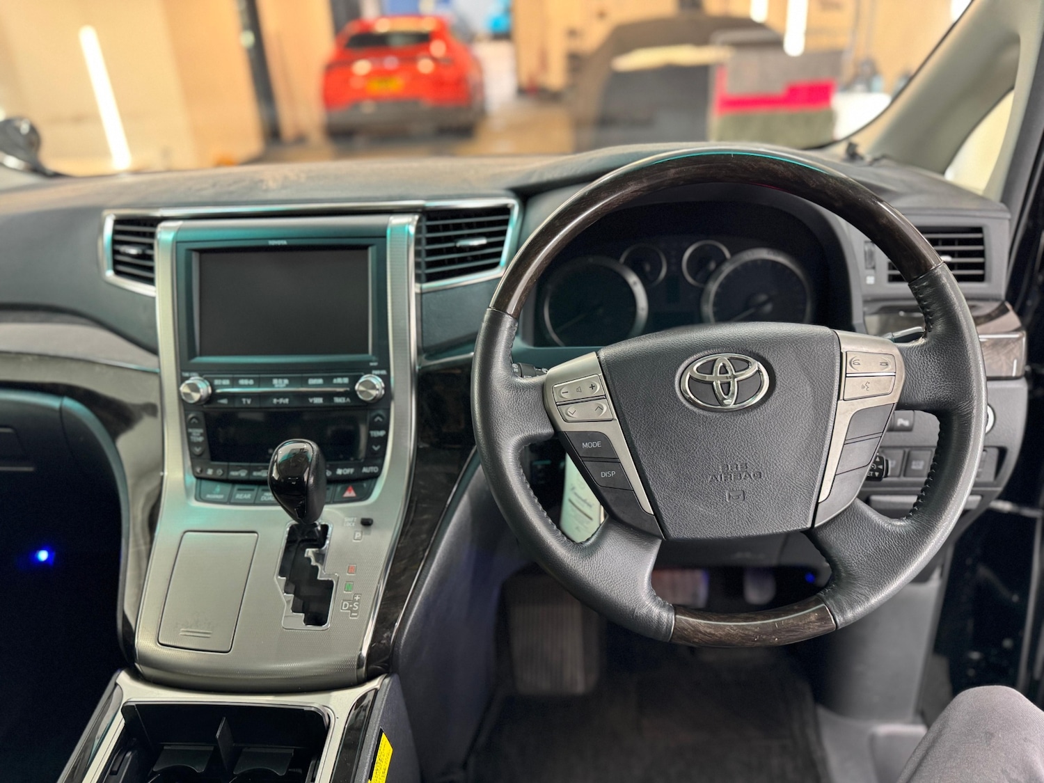 Used Toyota Estima 2026 for sale - 77632690: Photo 27