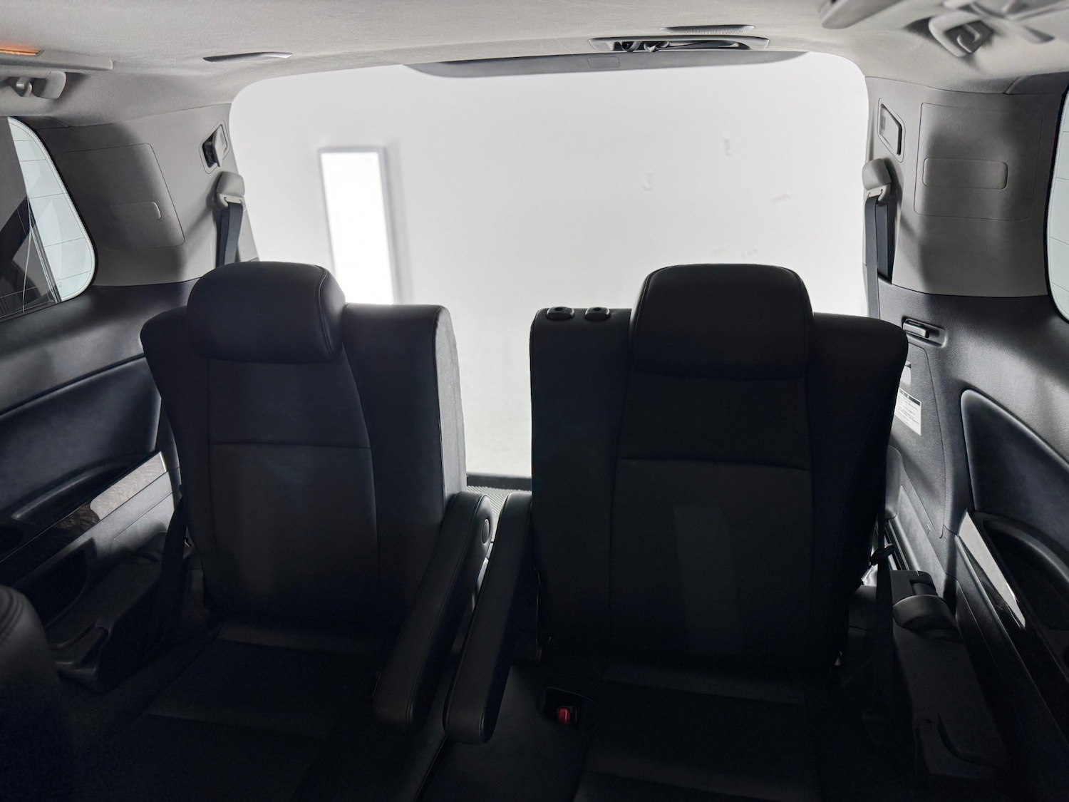 Used Toyota Estima 2026 for sale - 77632690: Photo 35