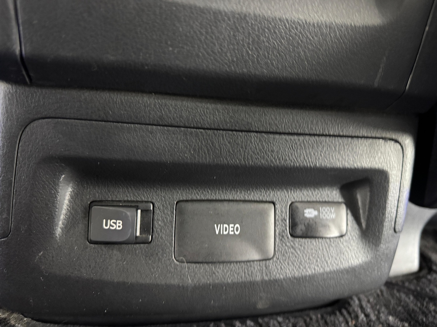 Used Toyota Estima 2026 for sale - 77632690: Photo 36