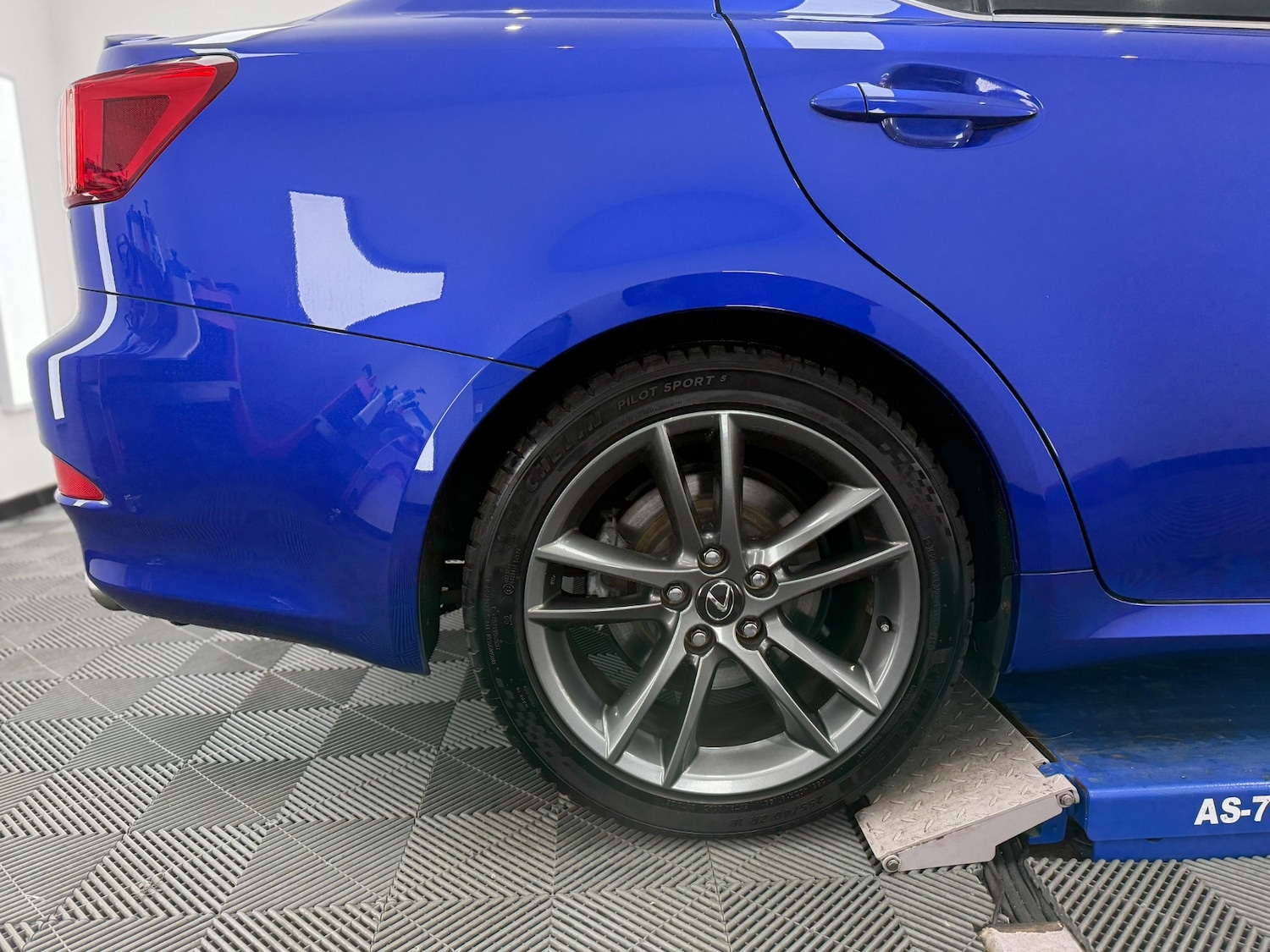 Used Lexus IS F 2025 for sale - 76542990: Photo 10