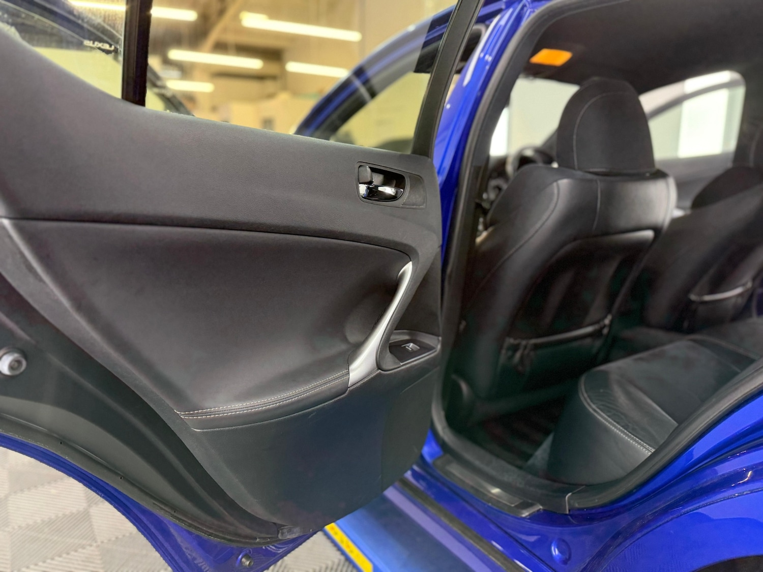 Used Lexus IS F 2025 for sale - 76542990: Photo 25