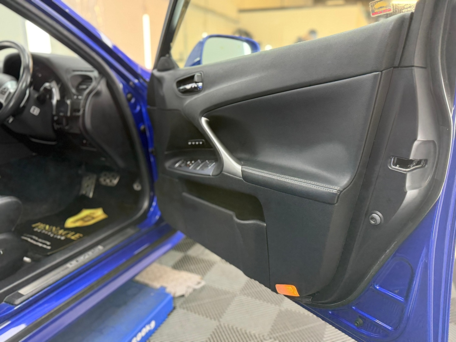 Used Lexus IS F 2025 for sale - 76542990: Photo 31