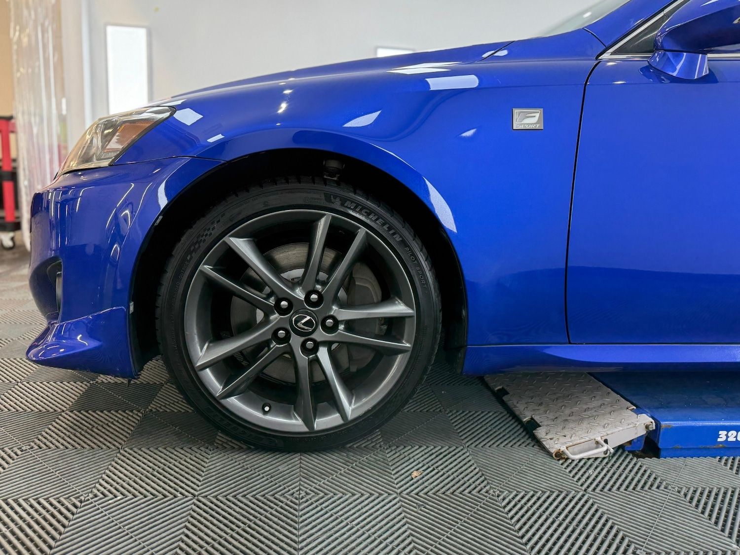 Used Lexus IS F 2025 for sale - 76542990: Photo 9