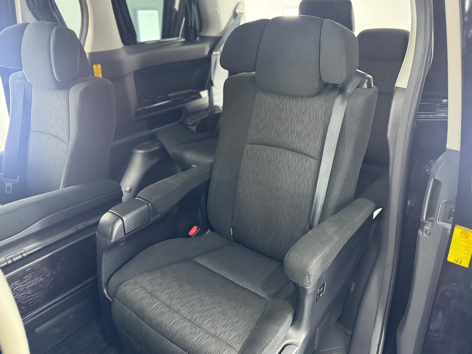 Used Toyota Vellfire 2025 for sale - 77186403: Photo 20