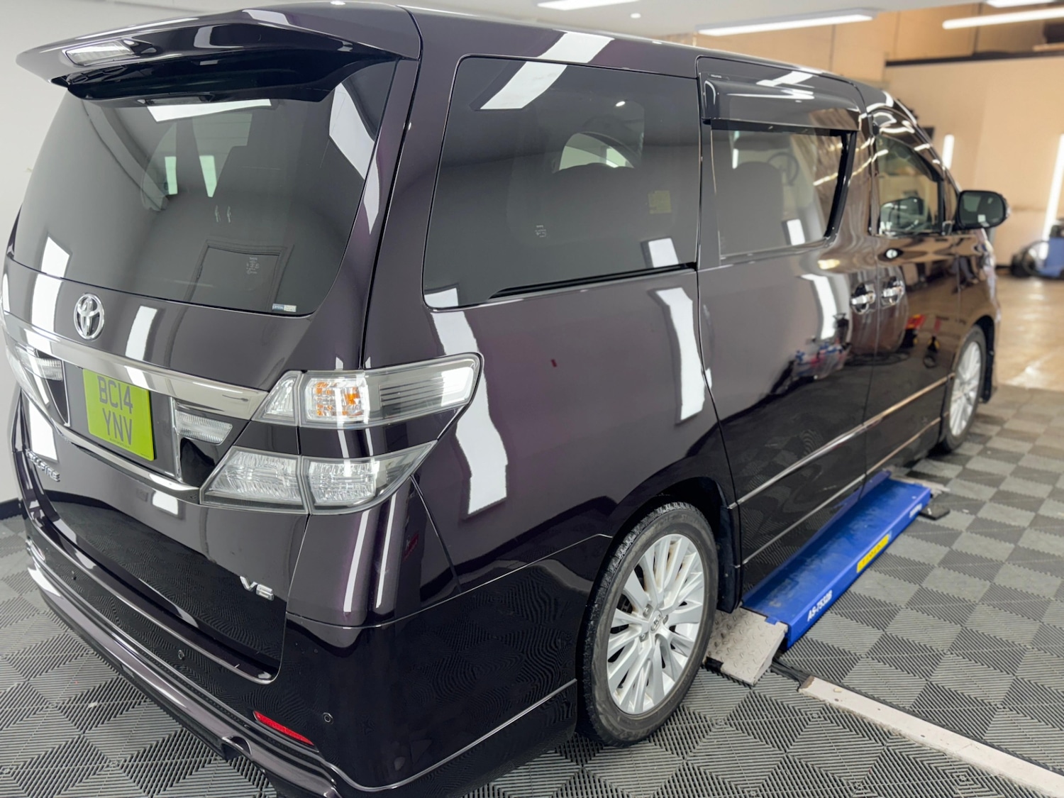 Used Toyota Vellfire 2025 for sale - 77186403: Photo 5