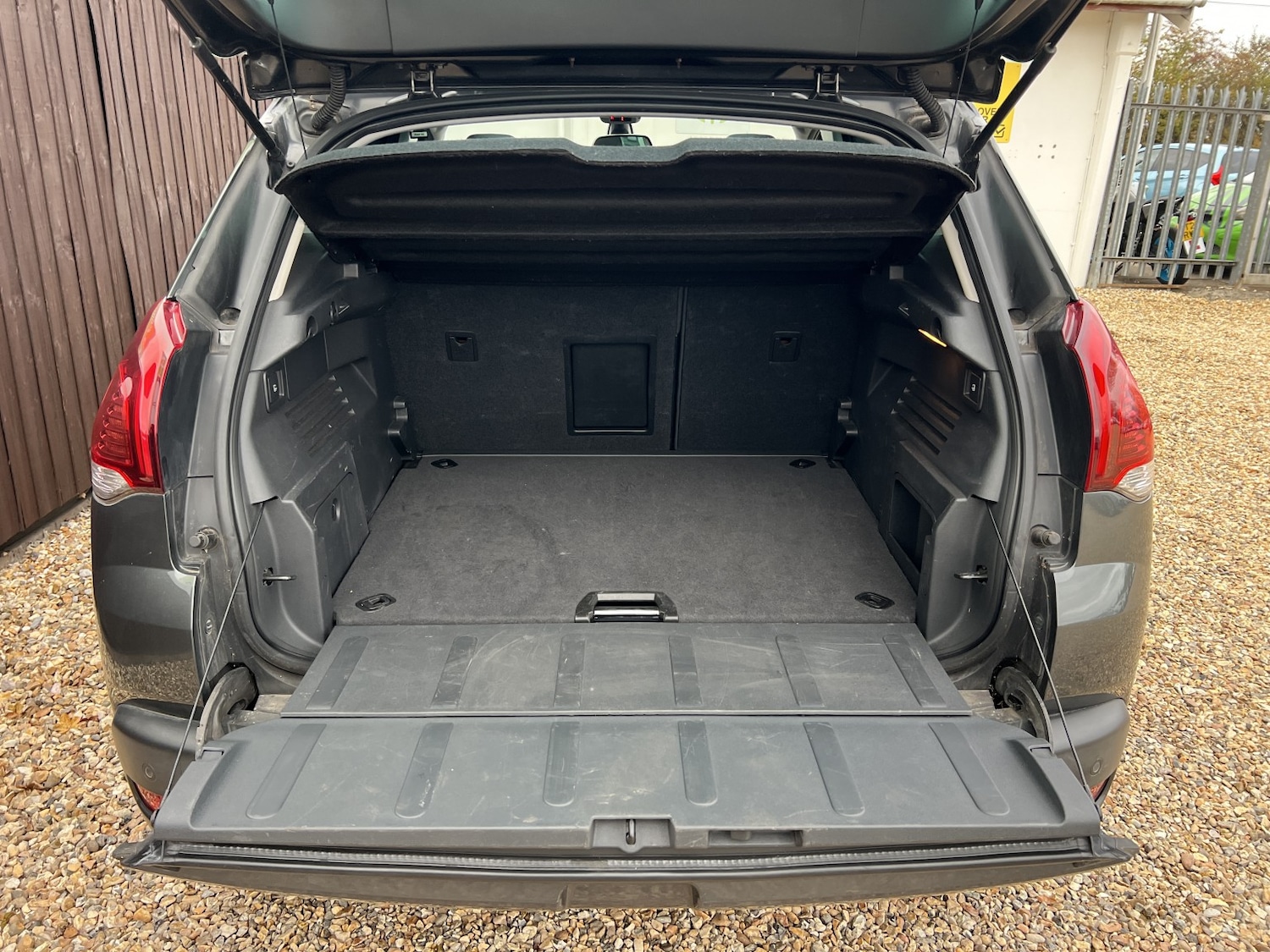 Used Peugeot 3008 2016 for sale - 76407528: Photo 12