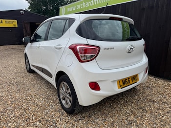 Used Hyundai i10 2015 for sale - 75308929: Photo