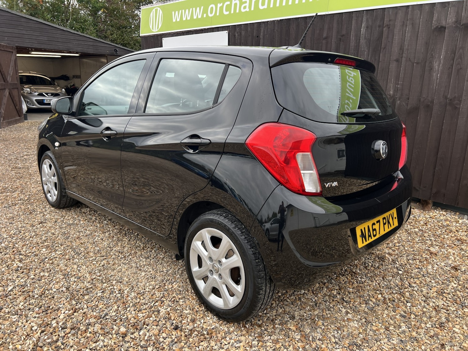 Used Vauxhall Viva 2017 for sale - 76225260: Photo 4