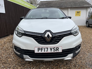 Used Renault Captur 2017 for sale - 76430913: Photo