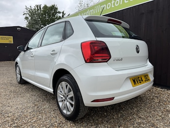 Used Volkswagen Polo 2014 for sale - 78300520: Photo
