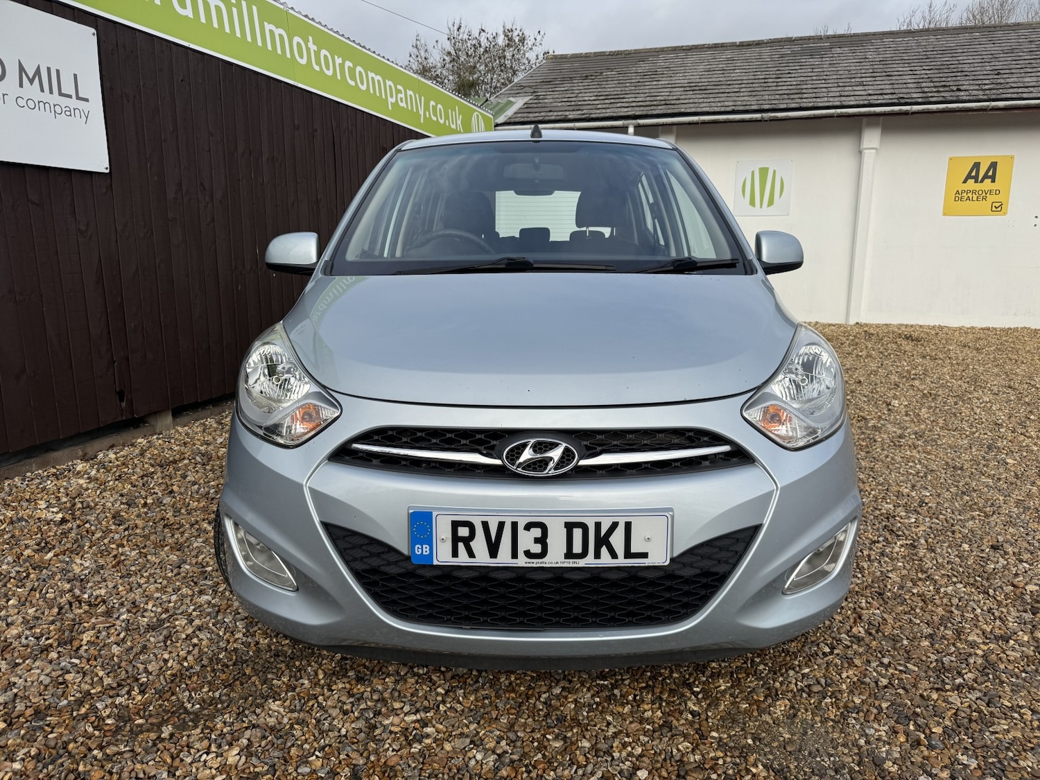 Used Hyundai i10 2013 for sale - 76482998: Photo 2