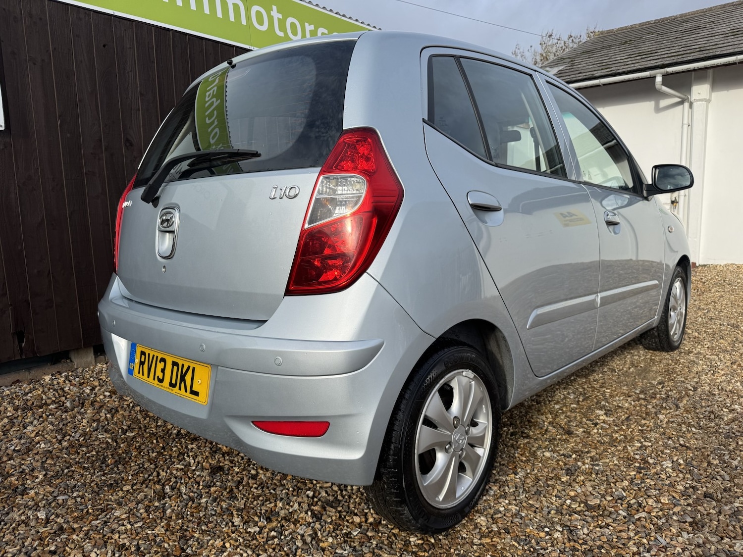 Used Hyundai i10 2013 for sale - 76482998: Photo 6