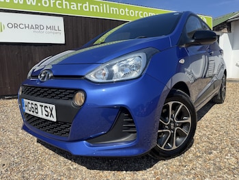 Used Hyundai i10 2019 for sale - 79471080: Photo