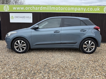 Used Hyundai i20 2015 for sale - 78098260: Photo