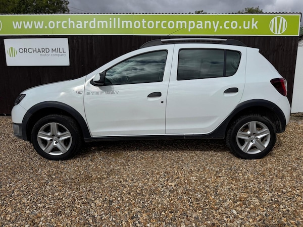 Used Dacia Sandero Stepway 2015 for sale - 75718274: Photo 3