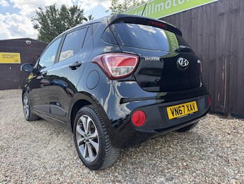 Used Hyundai i10 2017 for sale - 78659818: Photo