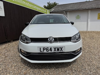 Used Volkswagen Polo 2015 for sale - 79290329: Photo