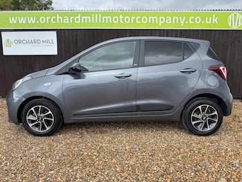 Used Hyundai i10 2018 for sale - 75706061: Photo