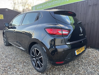 Used Renault Clio 2016 for sale - 76986797: Photo