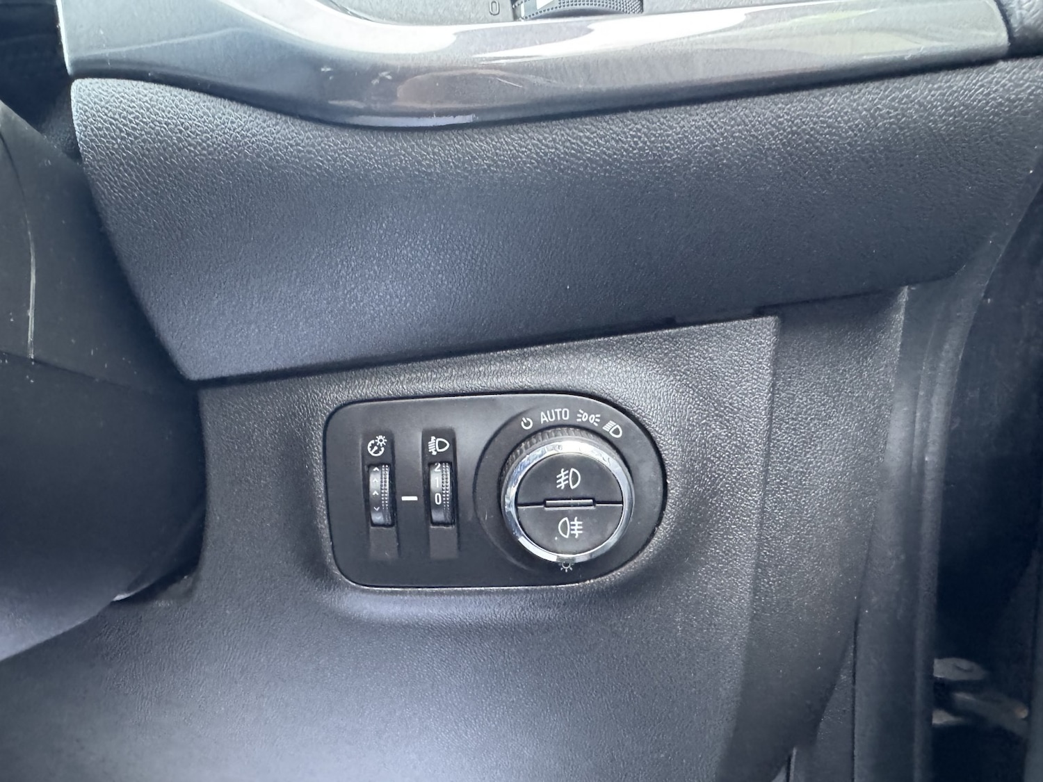 Used Vauxhall Corsa 2017 for sale - 77616374: Photo 17