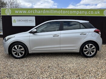 Used Hyundai i20 2016 for sale - 78332278: Photo