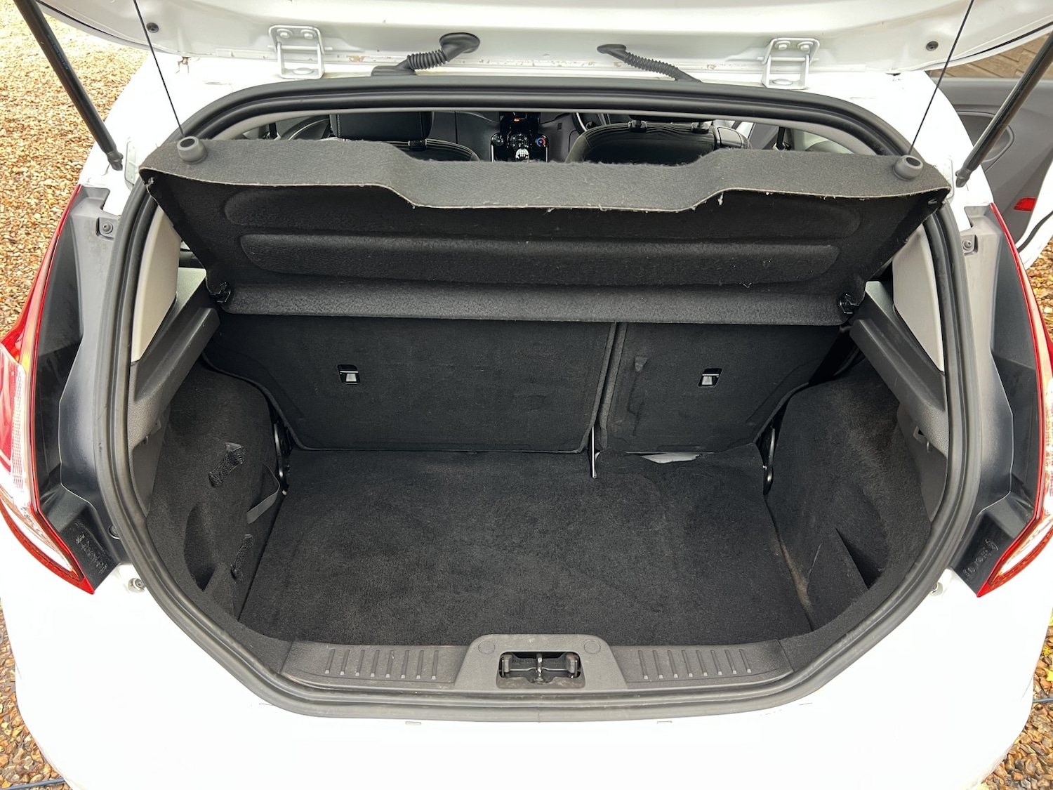 Used Ford Fiesta 2016 for sale - 76430902: Photo 17