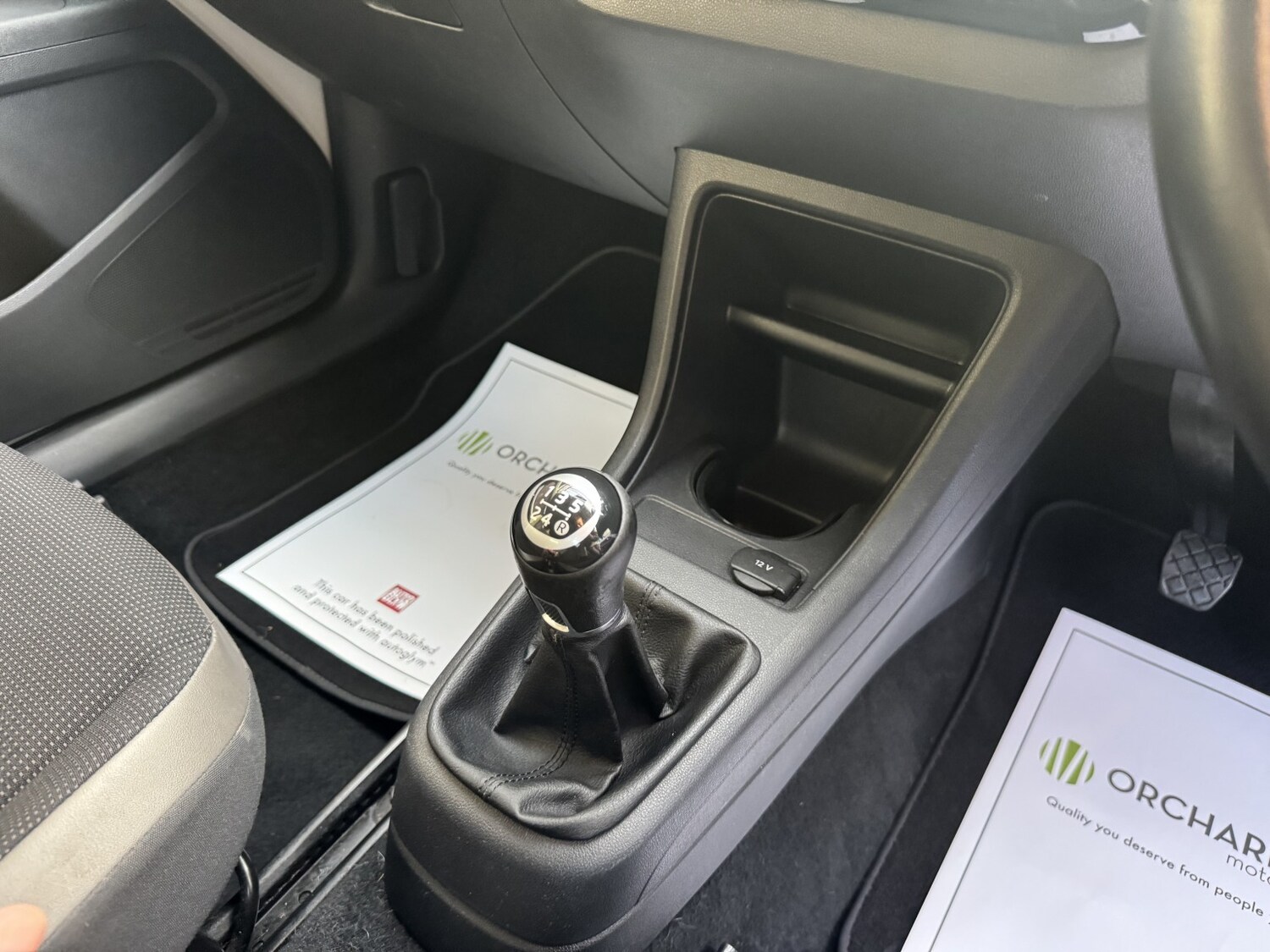 Used Volkswagen up! 2013 for sale - 76687171: Photo 16