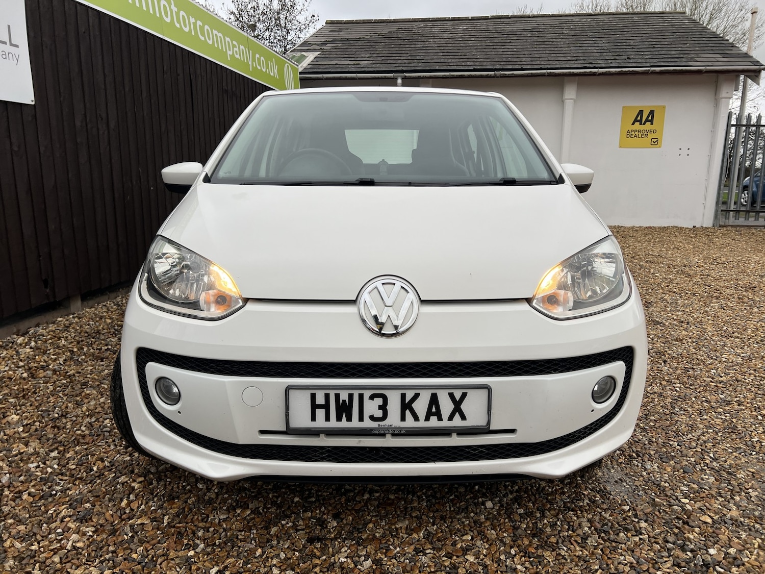 Used Volkswagen up! 2013 for sale - 76687171: Photo 2