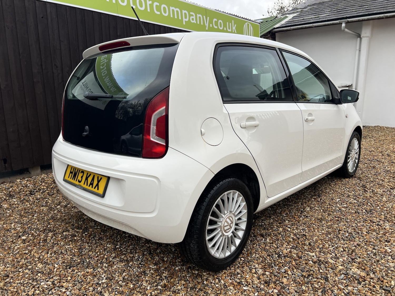 Used Volkswagen up! 2013 for sale - 76687171: Photo 6