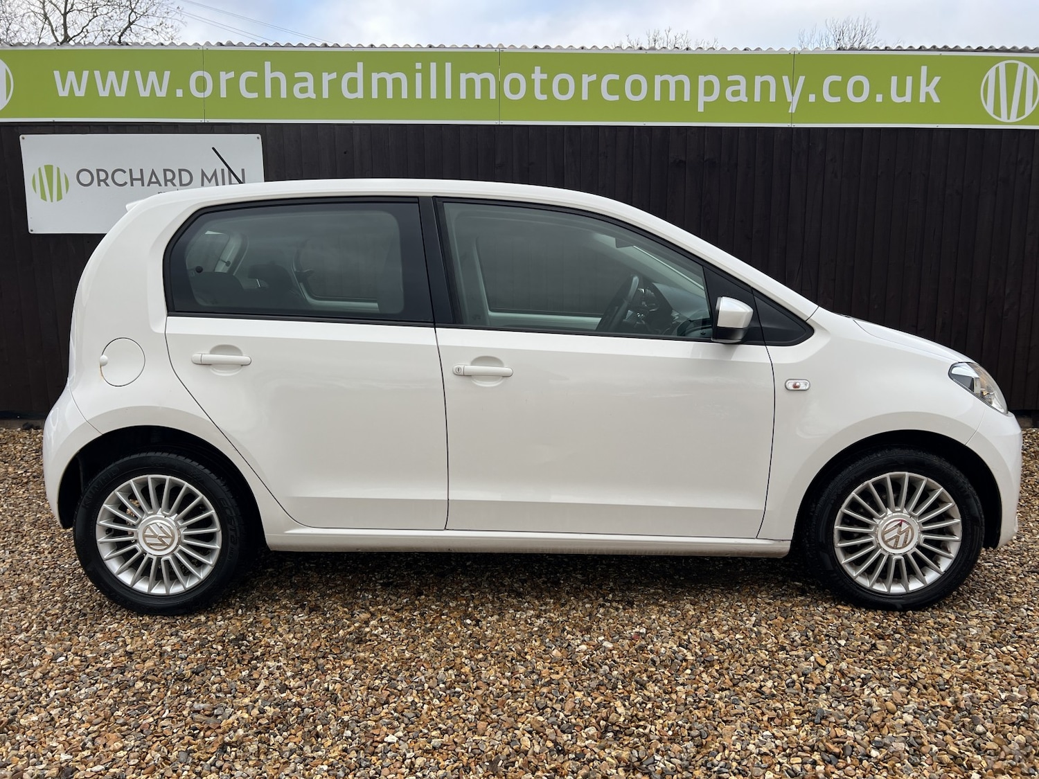 Used Volkswagen up! 2013 for sale - 76687171: Photo 7