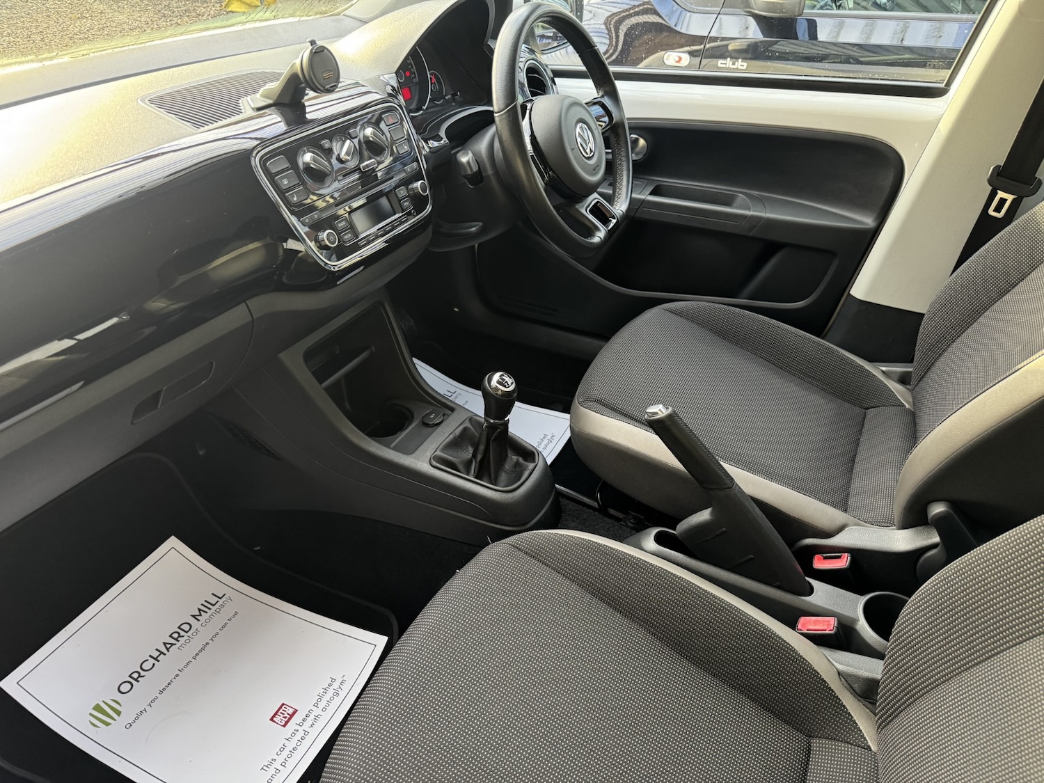 Used Volkswagen up! 2013 for sale - 76687171: Photo 9