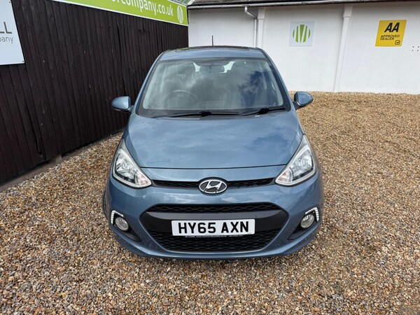 Used Hyundai i10 2015 for sale - 75718264: Photo 2