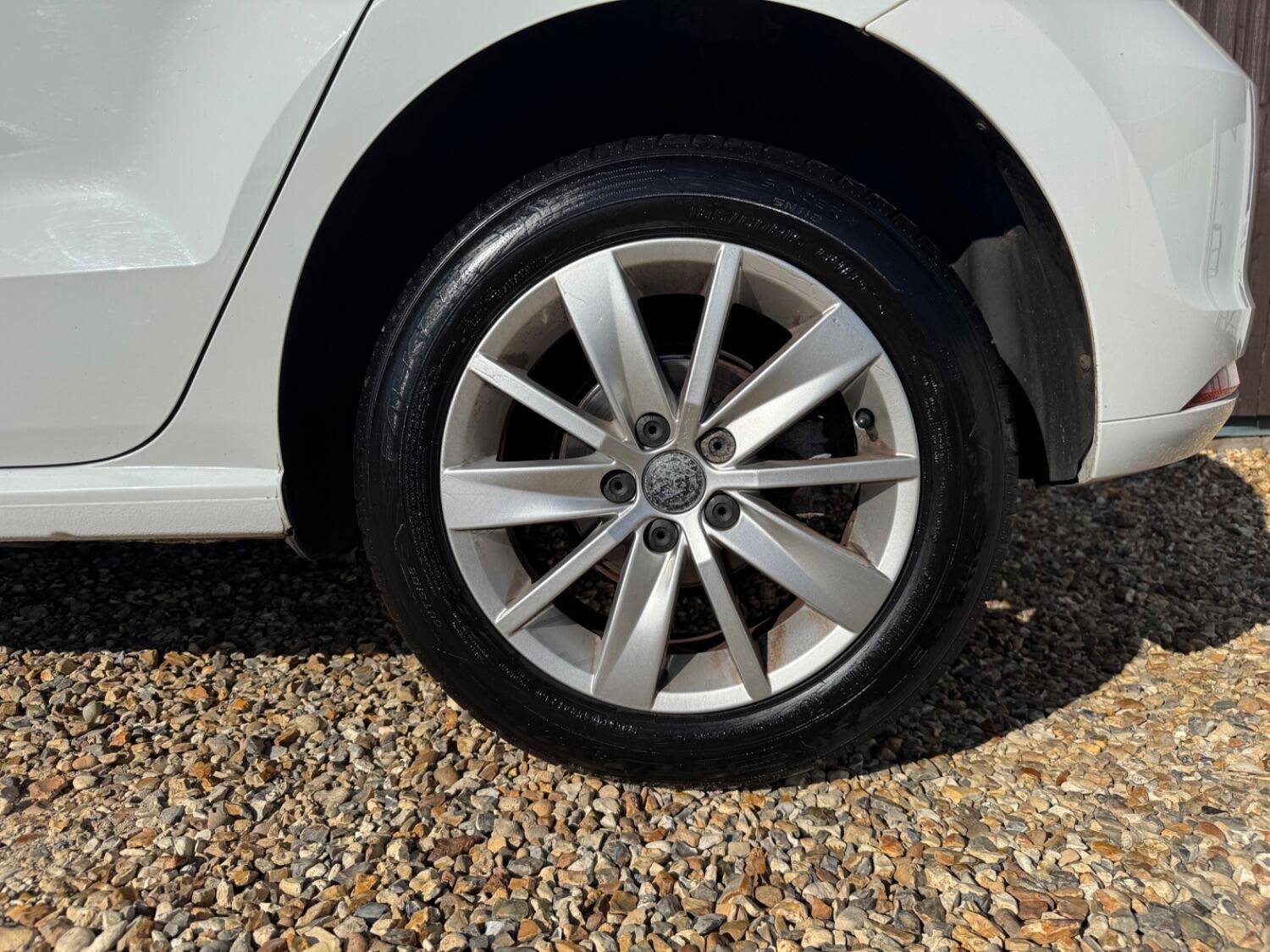 Used Volkswagen Polo 2015 for sale - 76082749: Photo 10