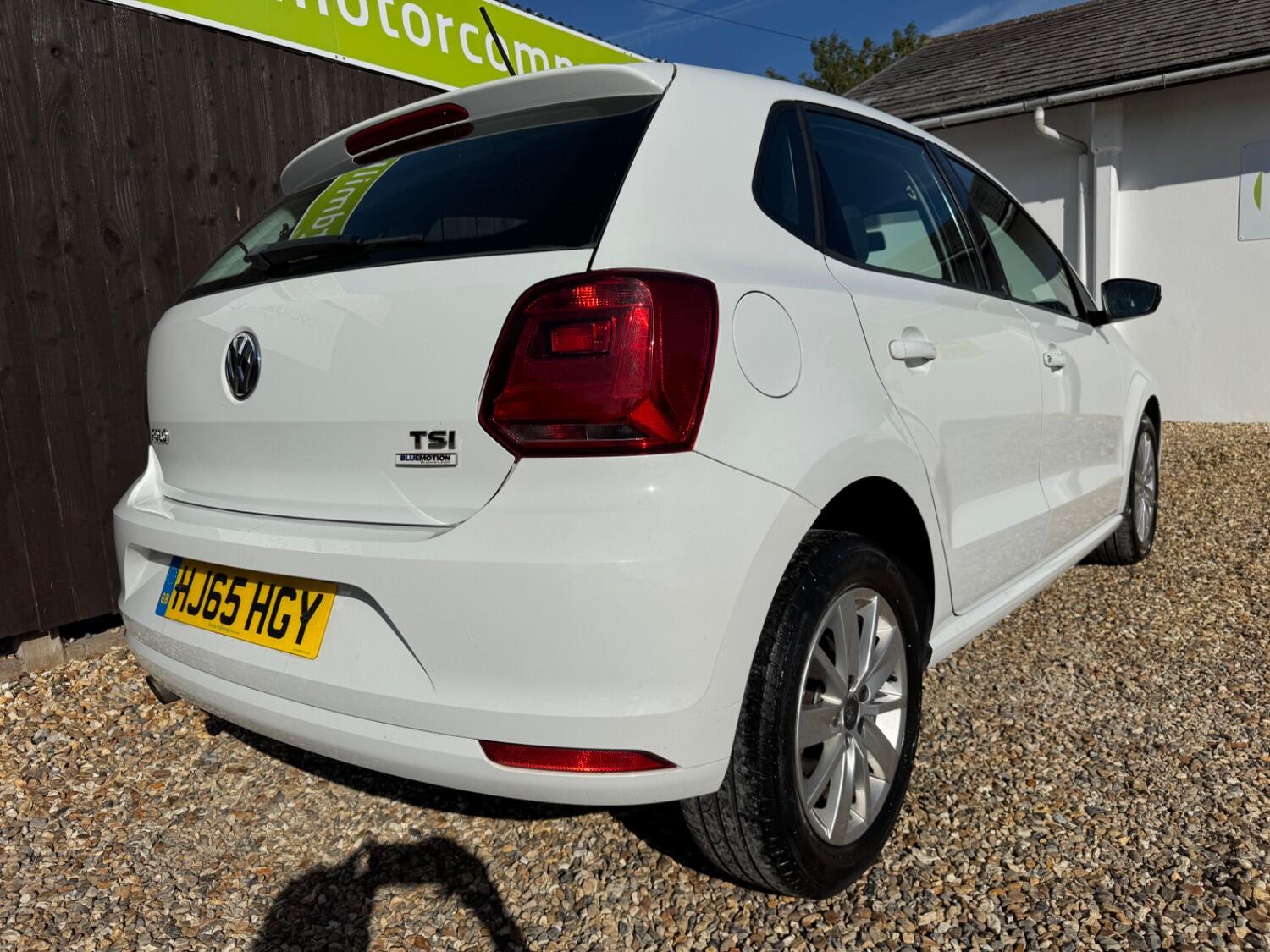 Used Volkswagen Polo 2015 for sale - 76082749: Photo 6