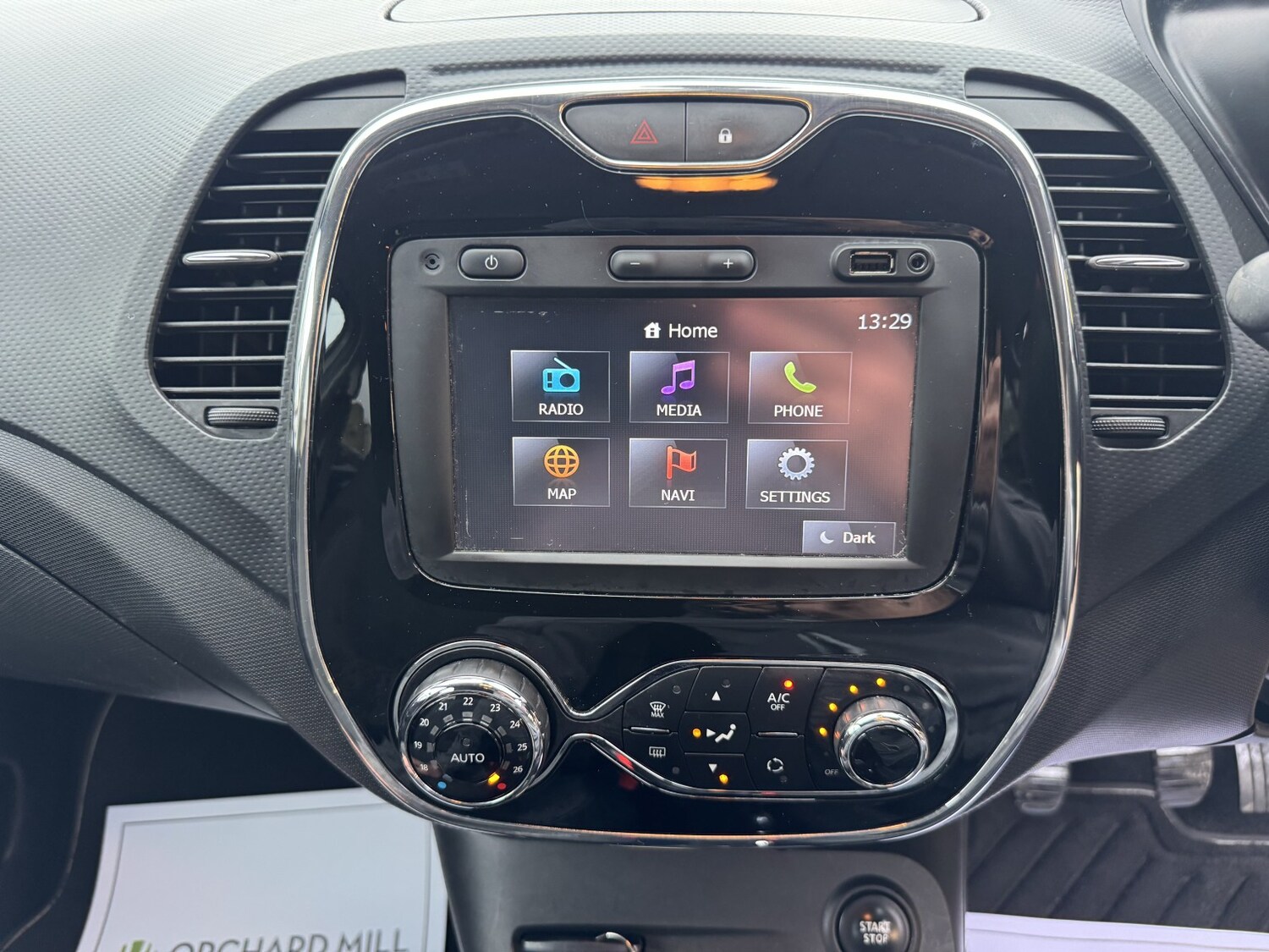 Used Renault Captur 2015 for sale - 76631456: Photo 15