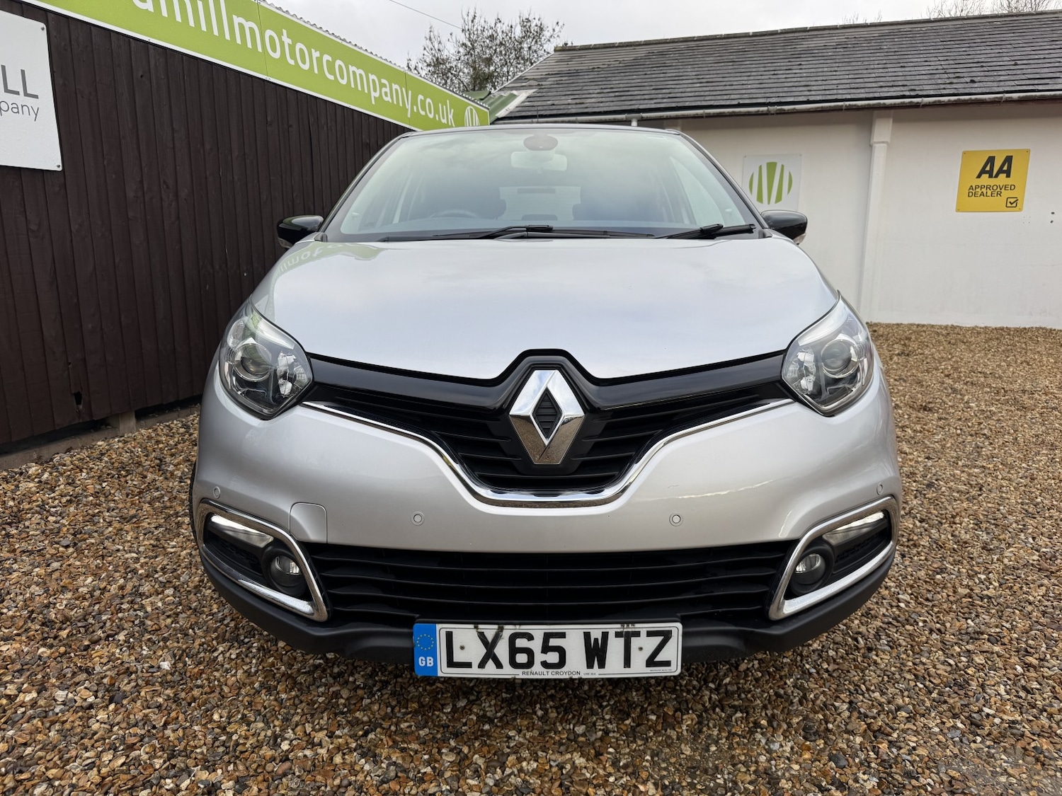 Used Renault Captur 2015 for sale - 76631456: Photo 2