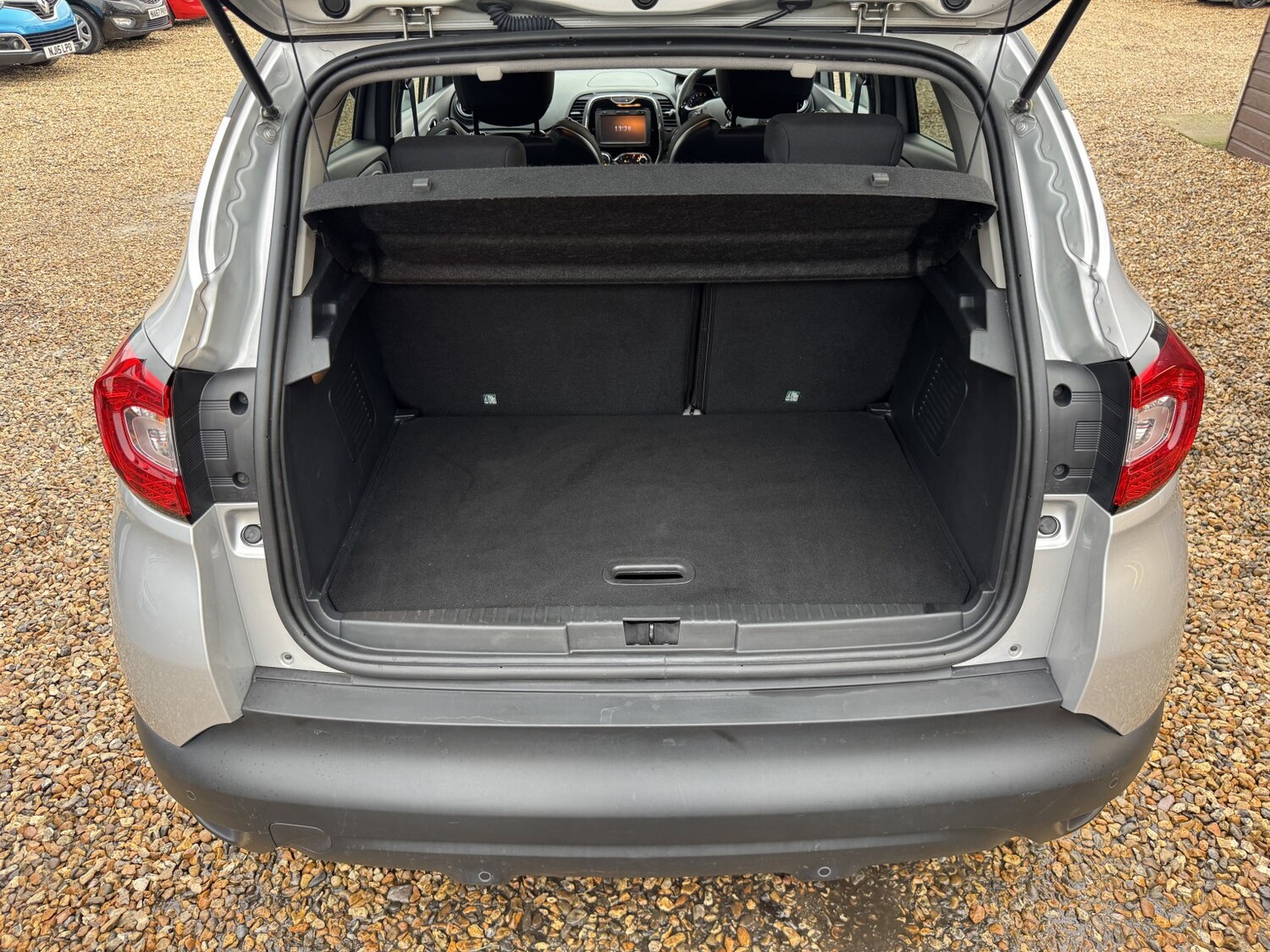 Used Renault Captur 2015 for sale - 76631456: Photo 20