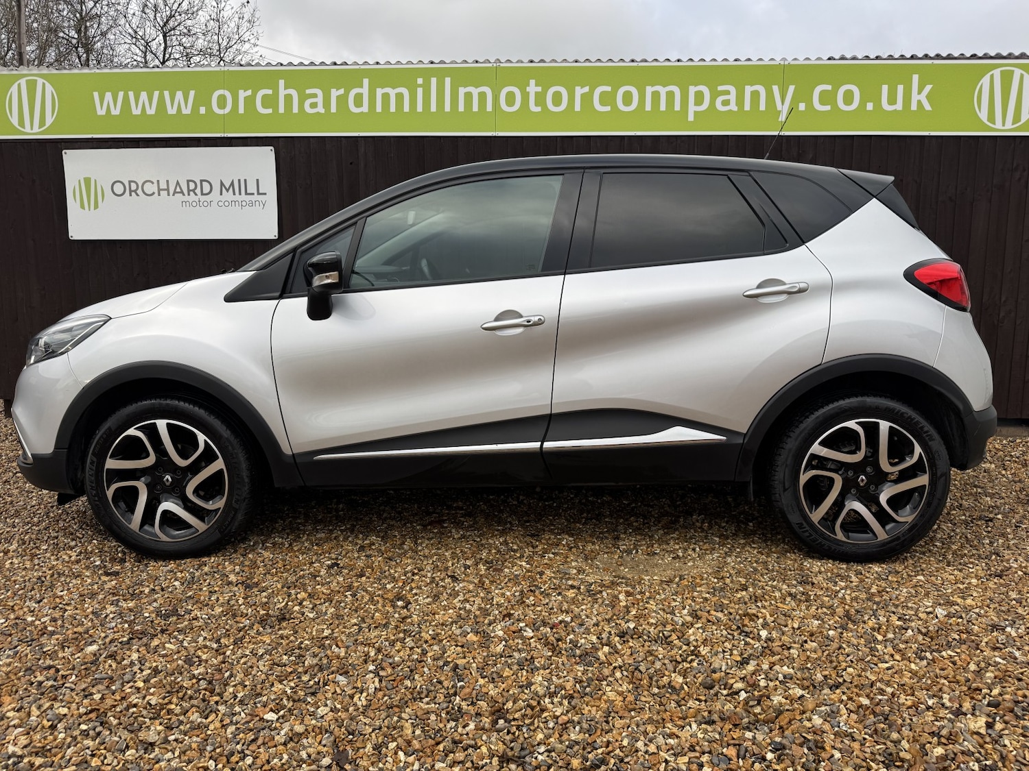 Used Renault Captur 2015 for sale - 76631456: Photo 3
