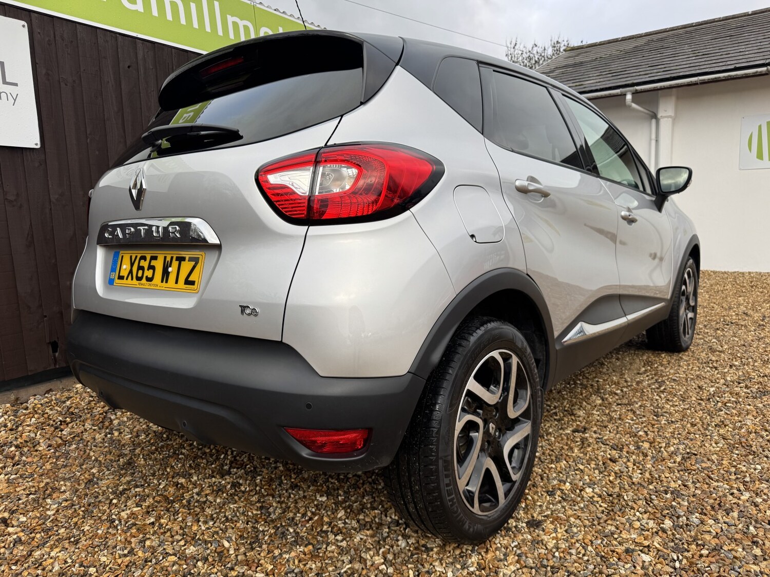 Used Renault Captur 2015 for sale - 76631456: Photo 6