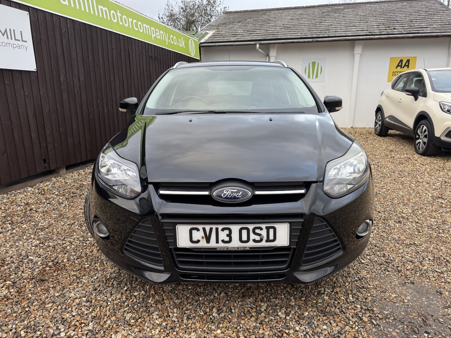 Used Ford Focus 2013 for sale - 76911110: Photo 2