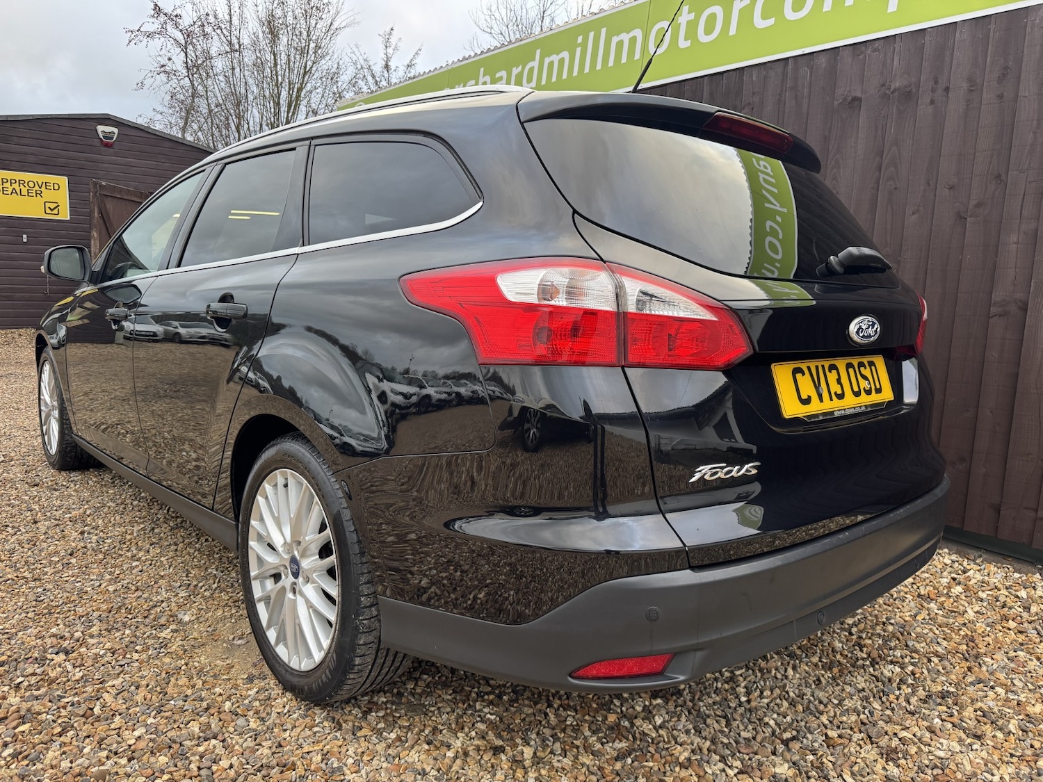 Used Ford Focus 2013 for sale - 76911110: Photo 4