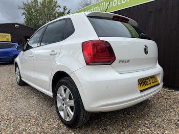 Used Volkswagen Polo 2014 for sale - 78273733: Photo