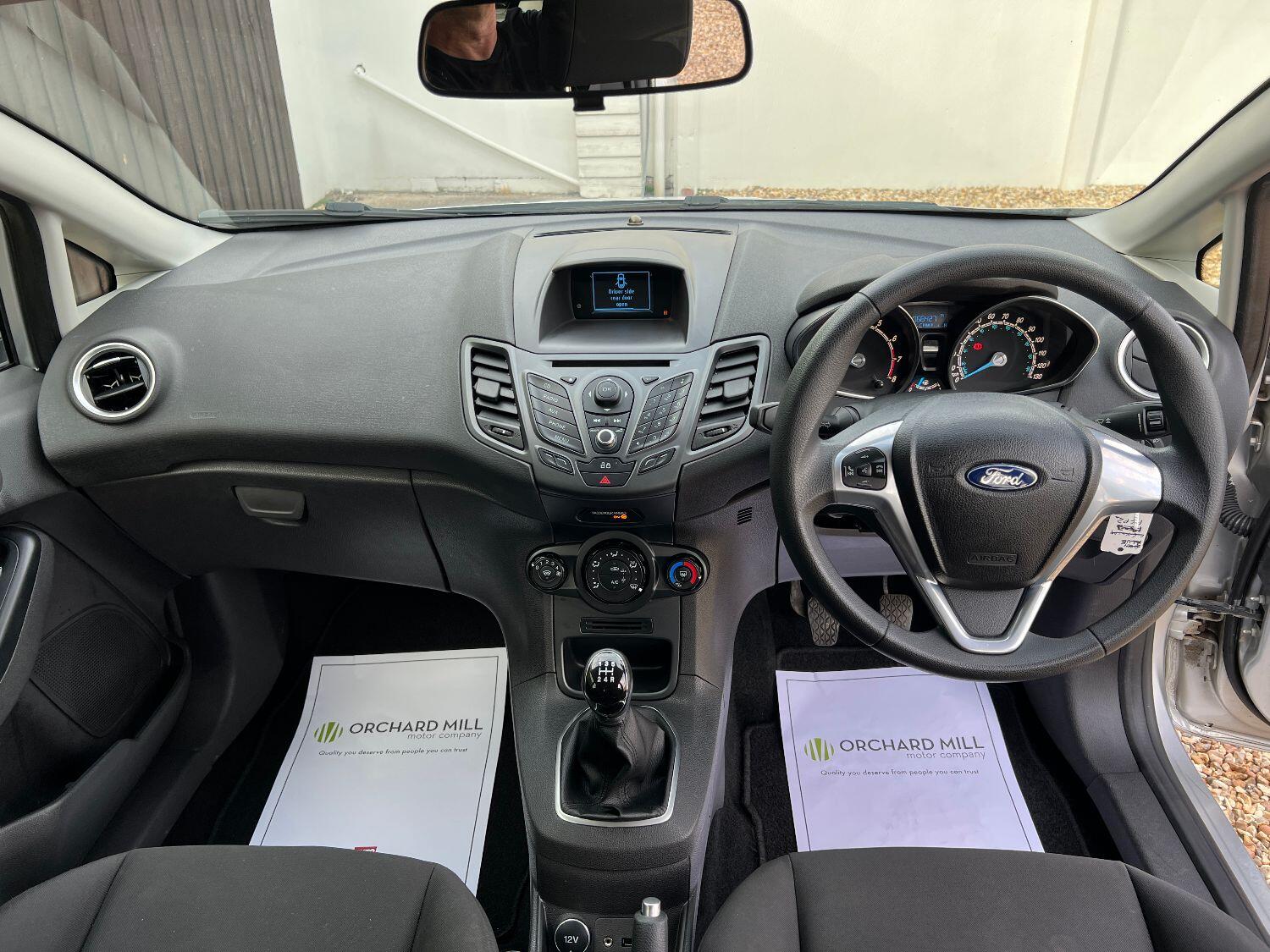 Used Ford Fiesta 2013 for sale - 76082590: Photo 13