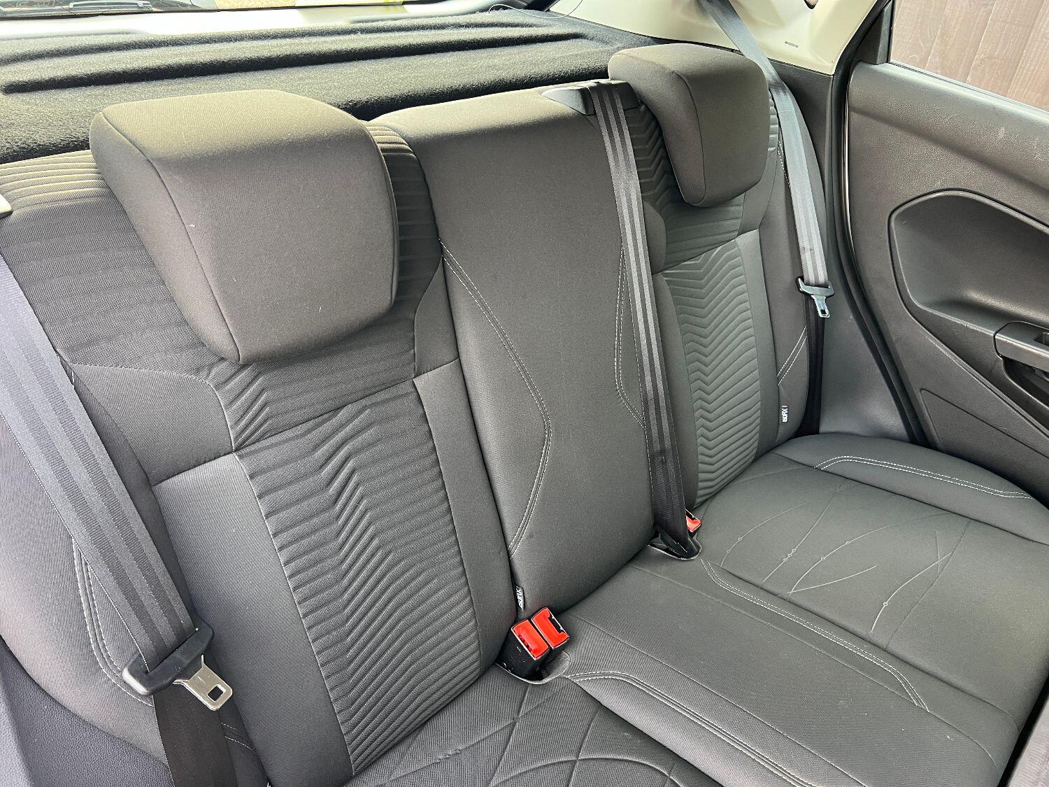 Used Ford Fiesta 2013 for sale - 76082590: Photo 16