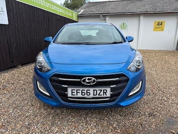 Used Hyundai i30 2016 for sale - 75913232: Photo