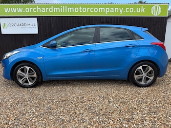 Used Hyundai i30 2016 for sale - 75913232: Photo