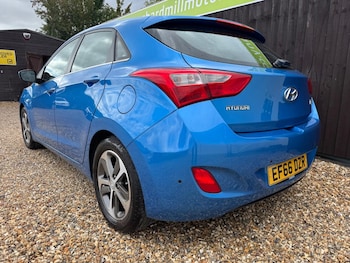 Used Hyundai i30 2016 for sale - 75913232: Photo