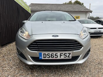 Used Ford Fiesta 2015 for sale - 79563926: Photo